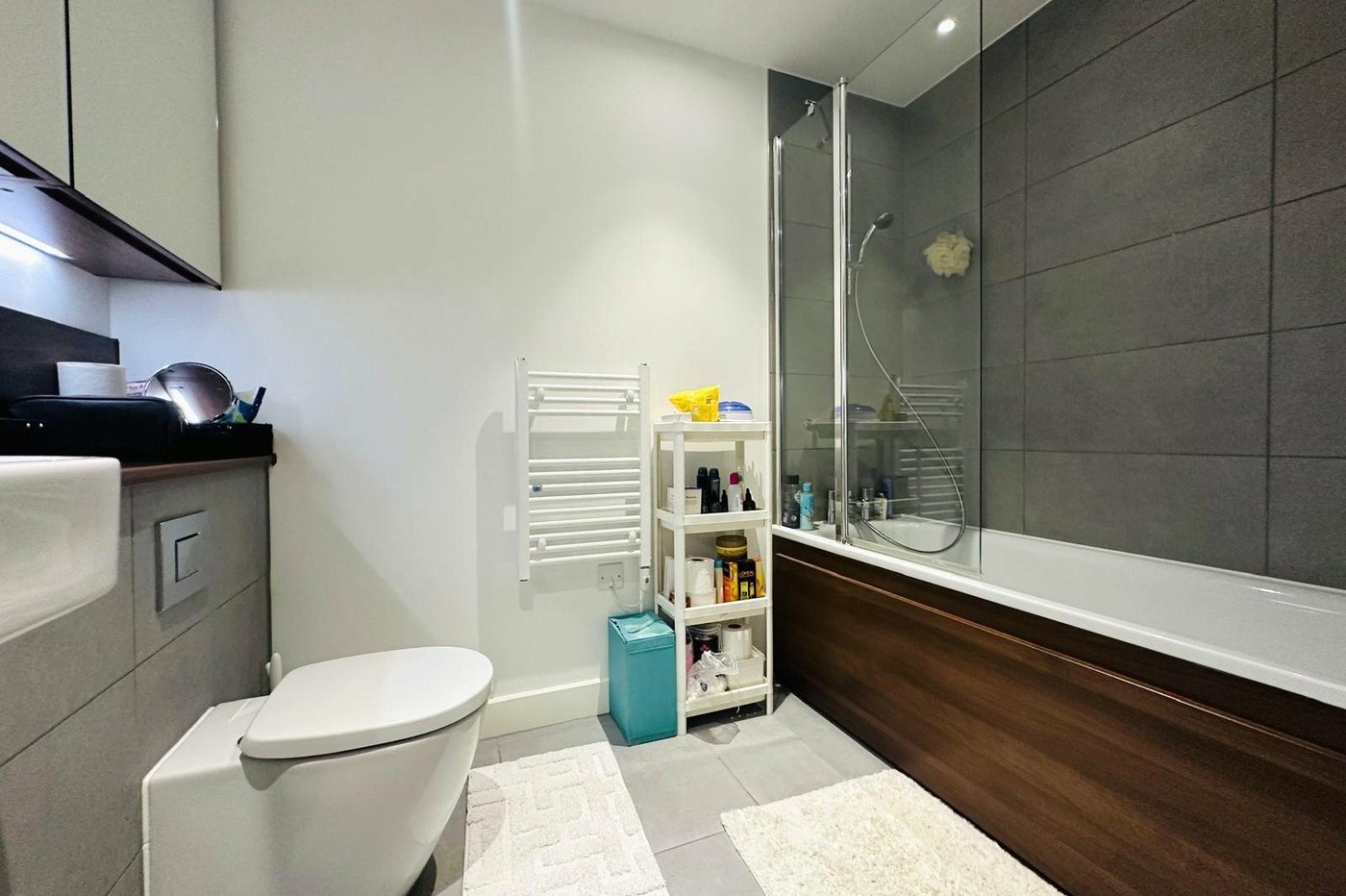 3 bedroom property for sale in Adenmore Road | Robinson Jackson