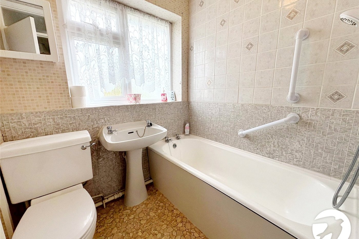 3 bedroom property for sale in Maidstone | Robinson Michael & Jackson