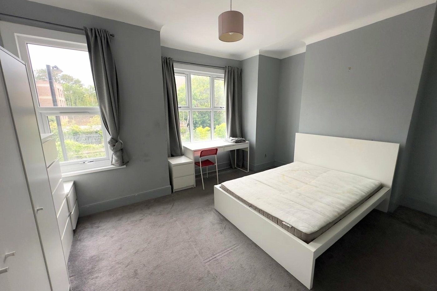 3 bedroom house for sale in London | Robinson Jackson