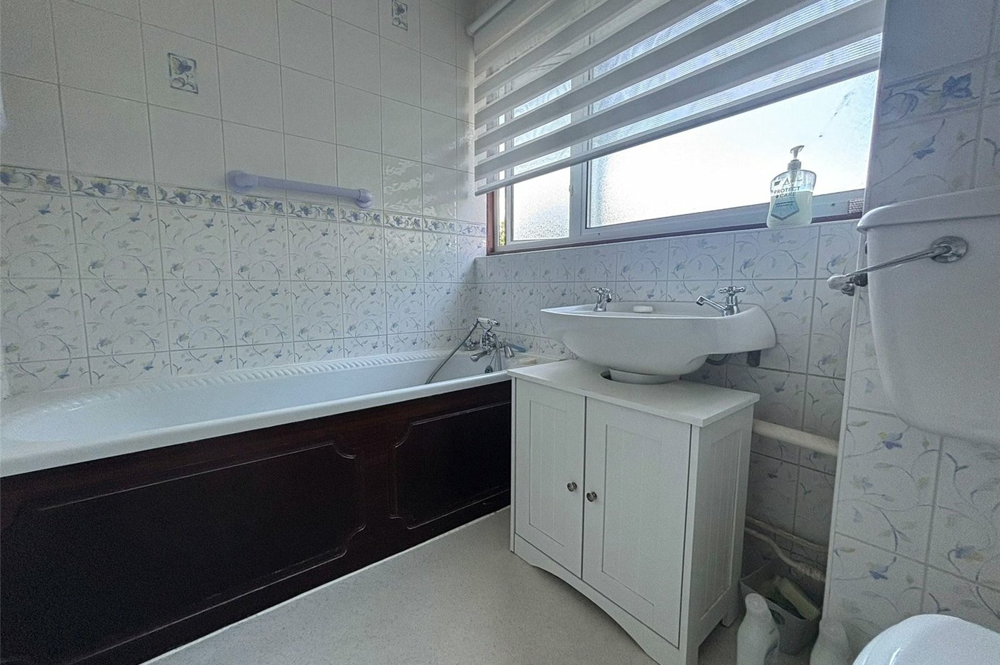 3 bedroom house for sale in Northfleet | Robinson Michael & Jackson