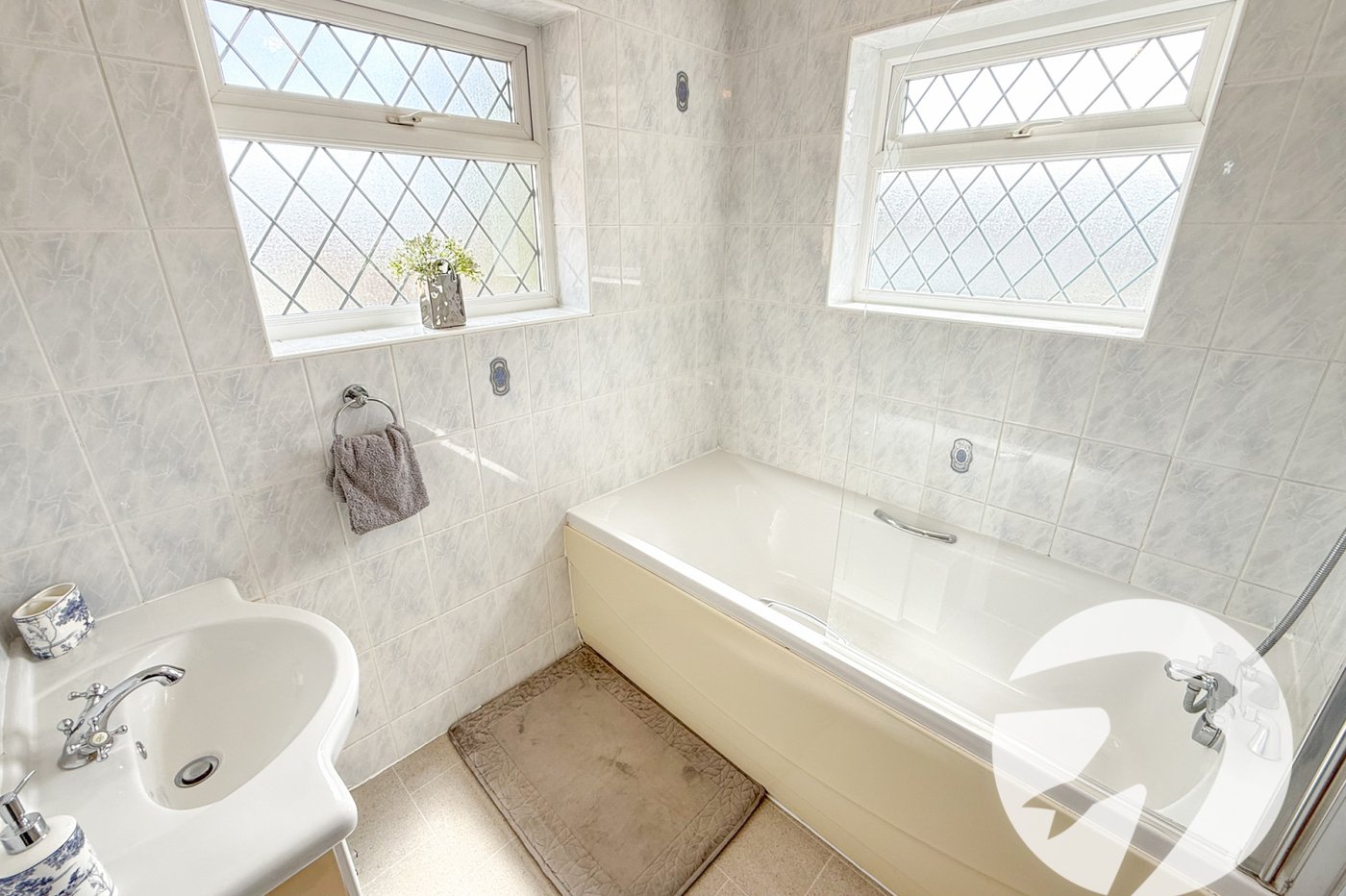 4 bedroom house for sale in London | Robinson Jackson