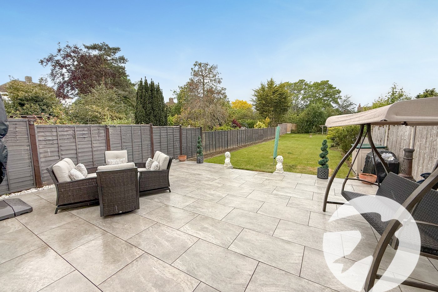 4 bedroom house for sale in London | Robinson Jackson