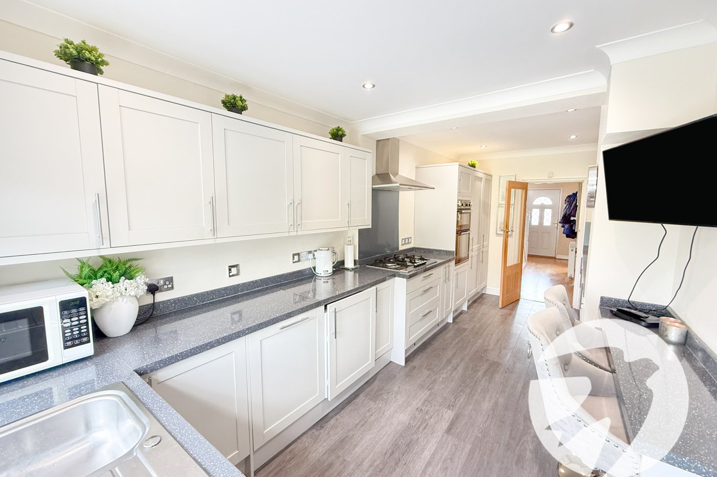 4 bedroom house for sale in London | Robinson Jackson