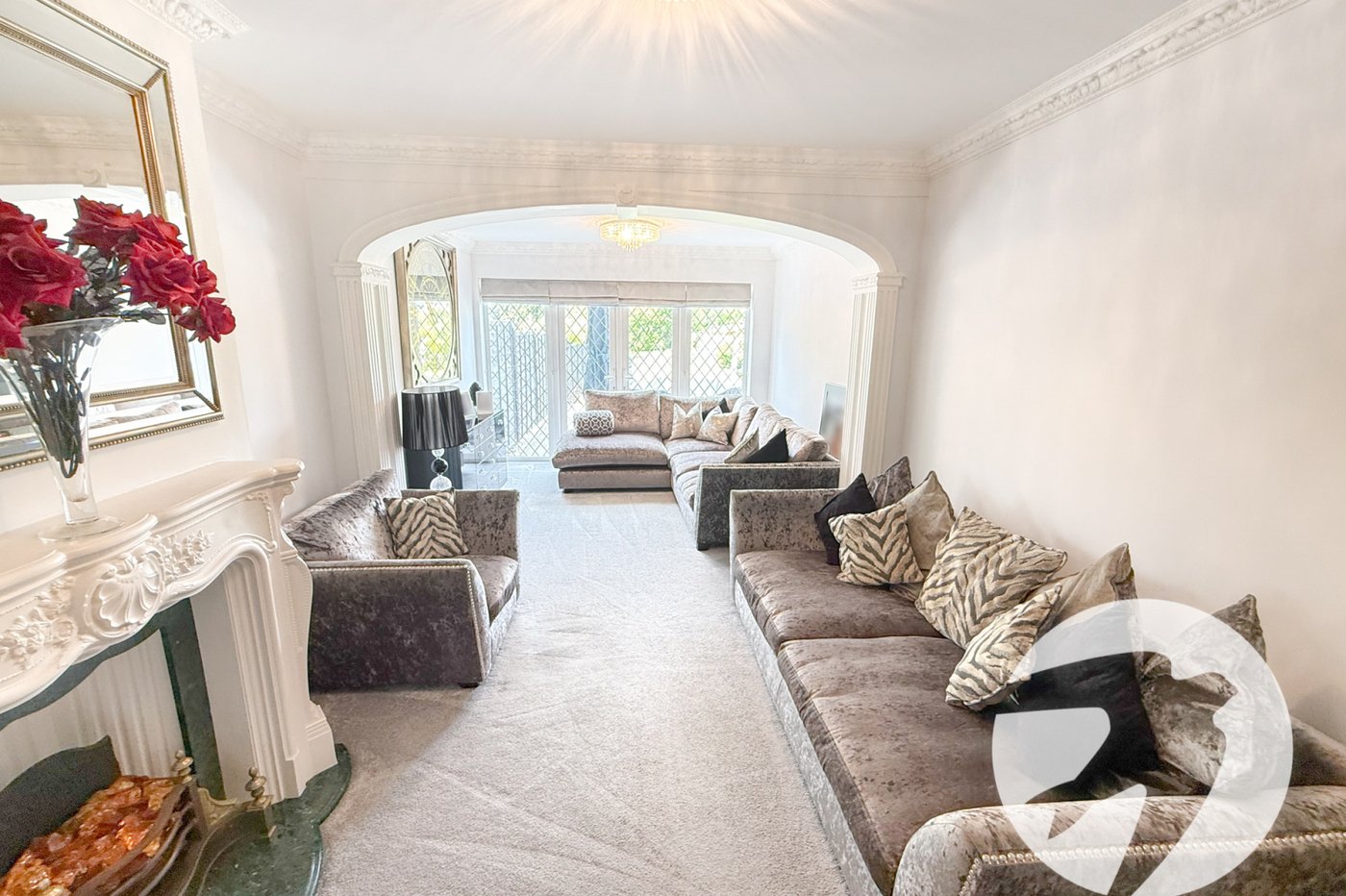 4 bedroom house for sale in London | Robinson Jackson