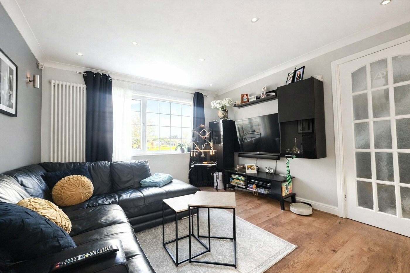 2 bedroom house for sale in Gravesend | Robinson Michael & Jackson