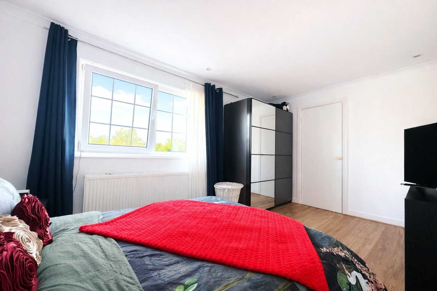 2 bedroom house for sale in Gravesend | Robinson Michael & Jackson