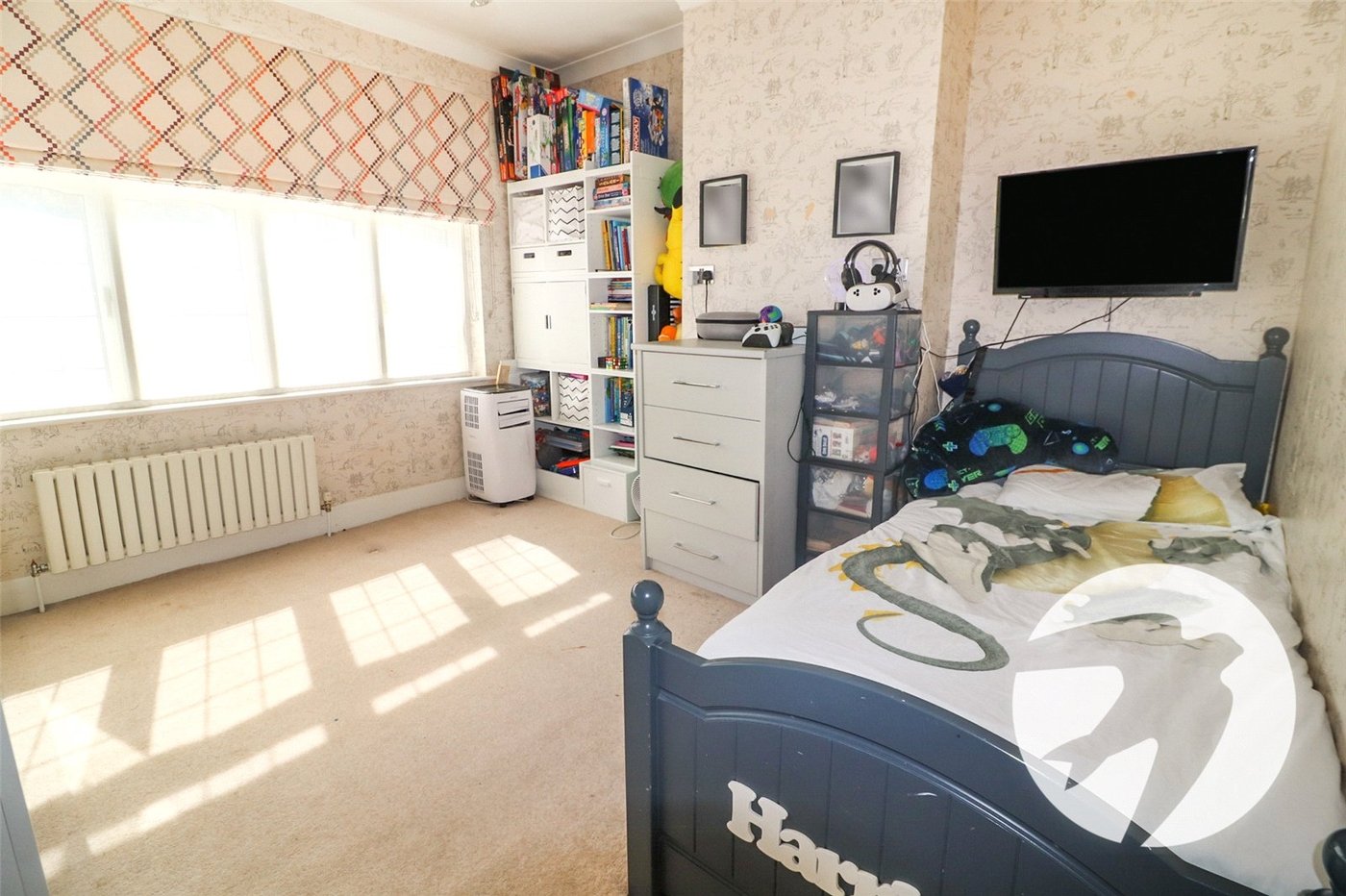 4 bedroom house for sale in Erith | Robinson Jackson