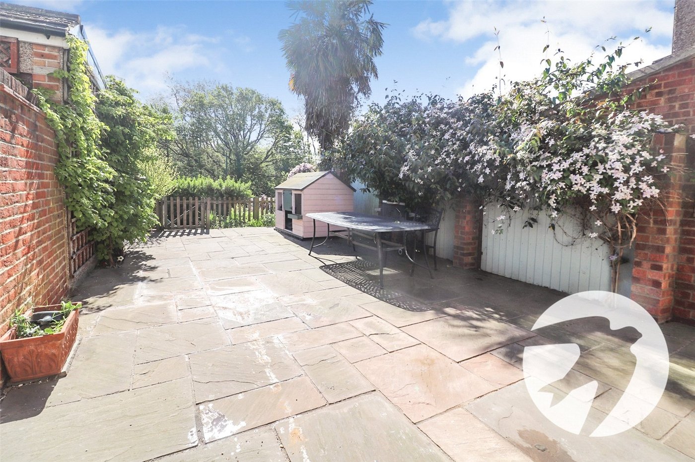 4 bedroom house for sale in Erith | Robinson Jackson