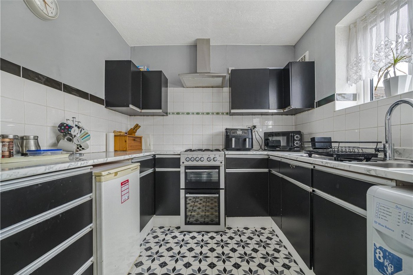 2 bedroom house for sale in Orpington | Robinson Jackson