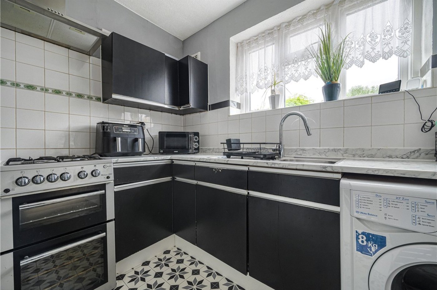 2 bedroom house for sale in Orpington | Robinson Jackson