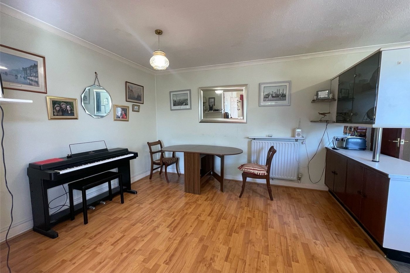 4 bedroom house for sale in Gravesend | Robinson Michael & Jackson