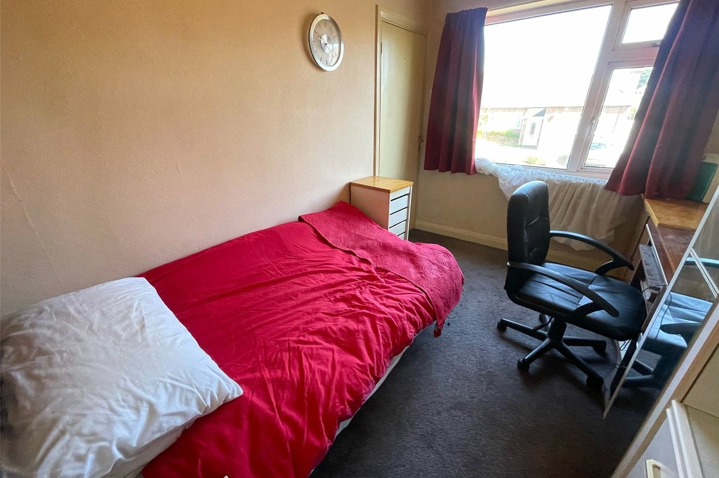 4 bedroom house for sale in Gravesend | Robinson Michael & Jackson