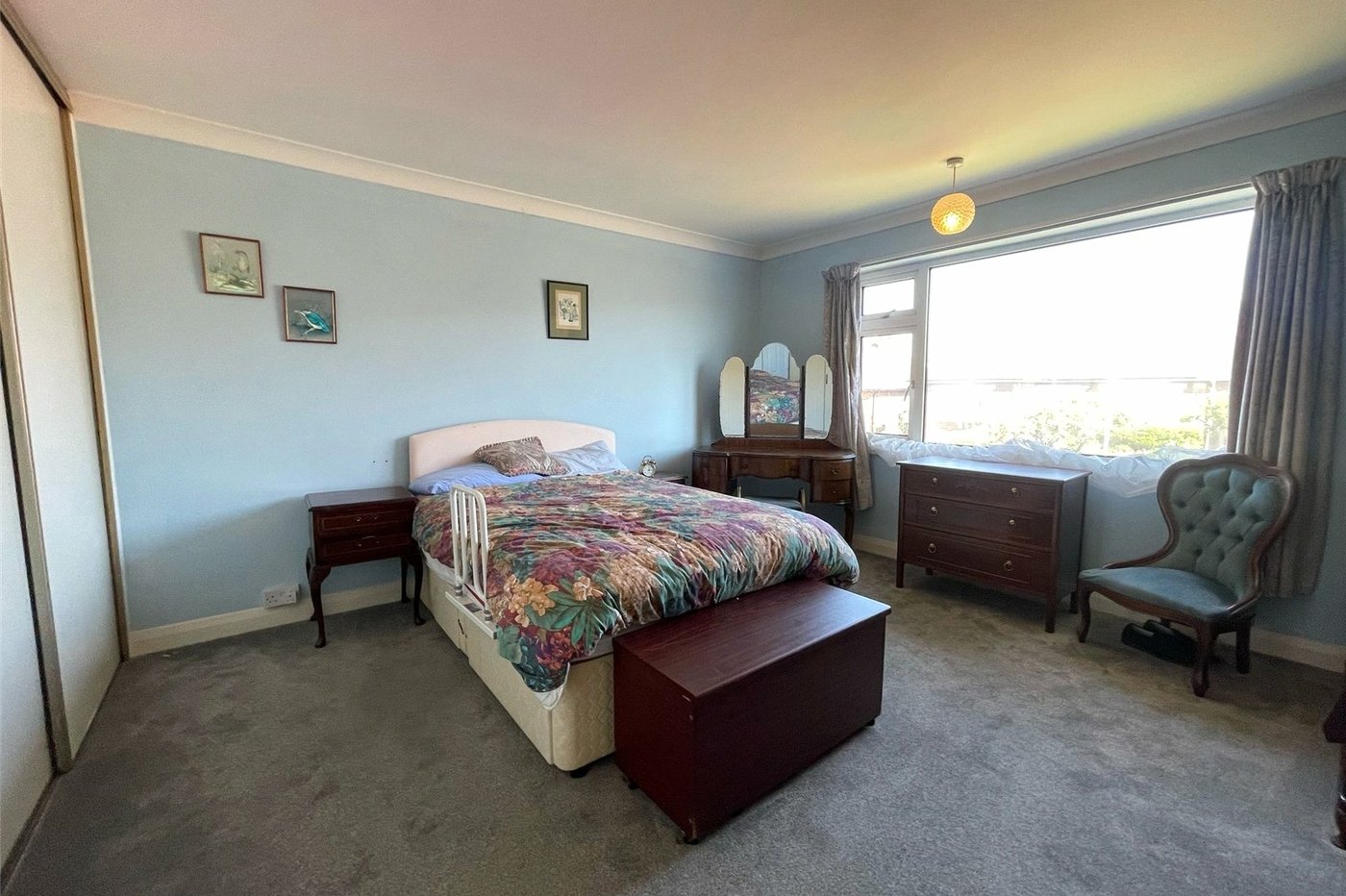 4 bedroom house for sale in Gravesend | Robinson Michael & Jackson