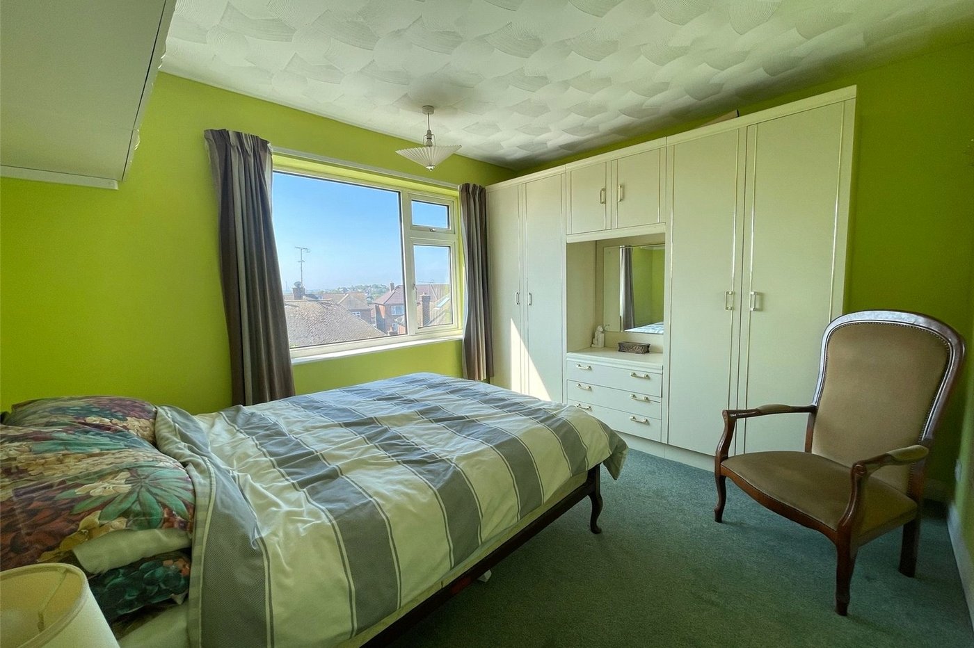 4 bedroom house for sale in Gravesend | Robinson Michael & Jackson