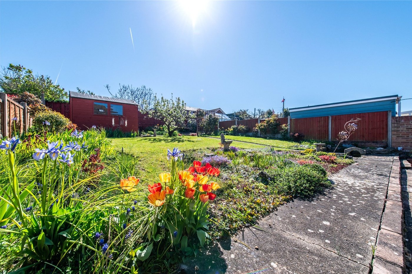 2 bedroom bungalow for sale in Gravesend | Robinson Michael & Jackson