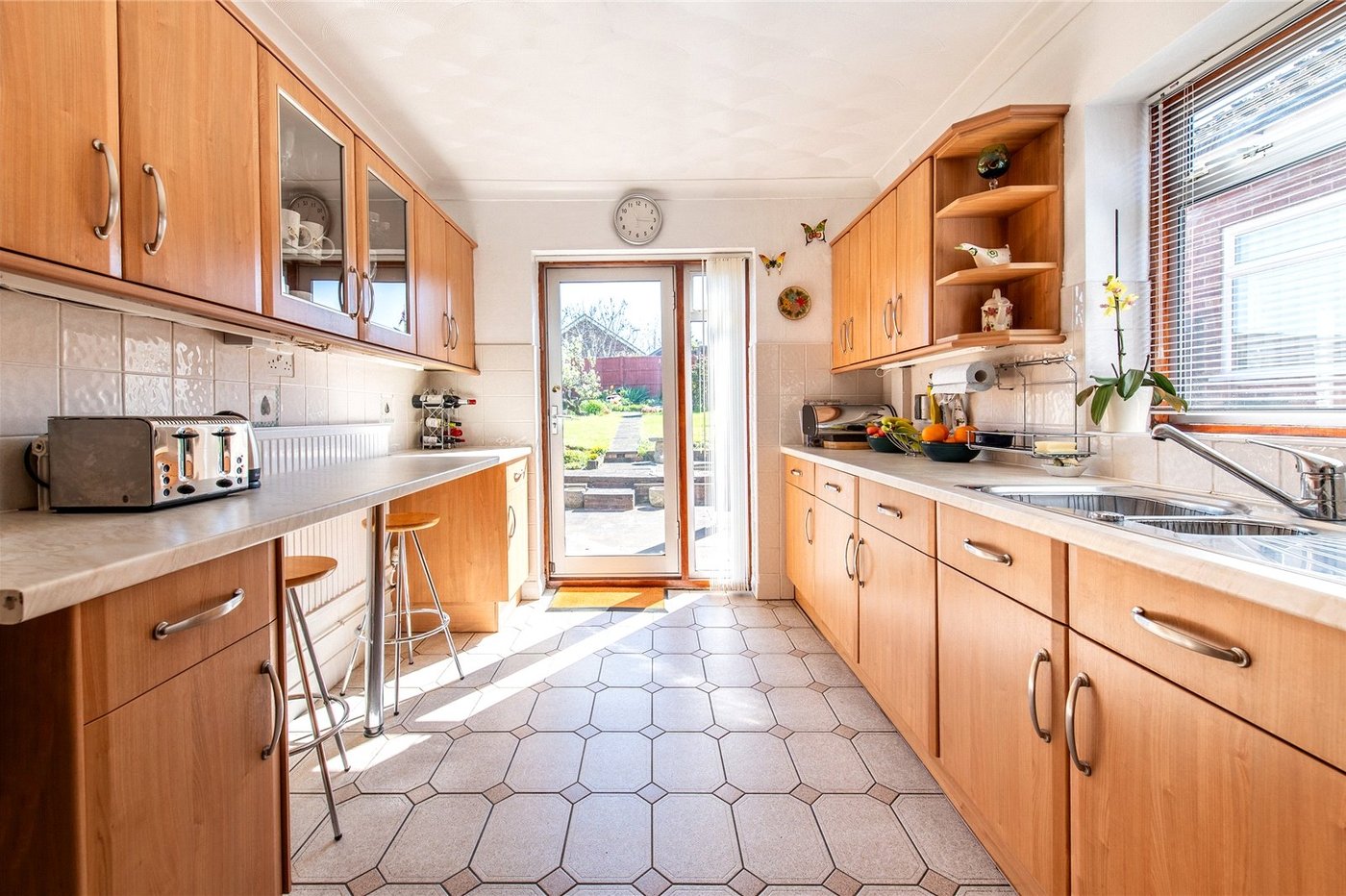 2 bedroom bungalow for sale in Gravesend | Robinson Michael & Jackson
