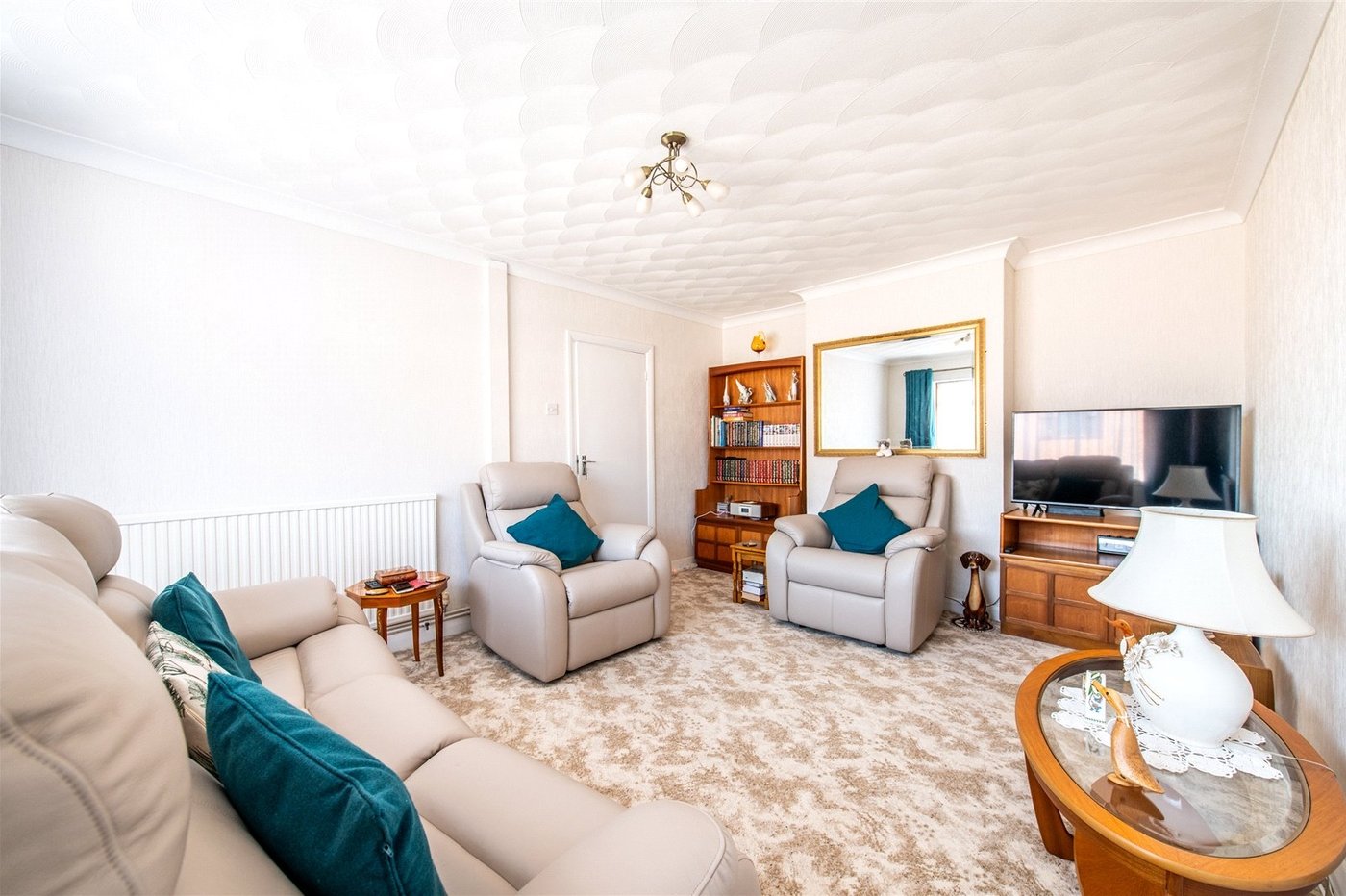2 bedroom bungalow for sale in Gravesend | Robinson Michael & Jackson