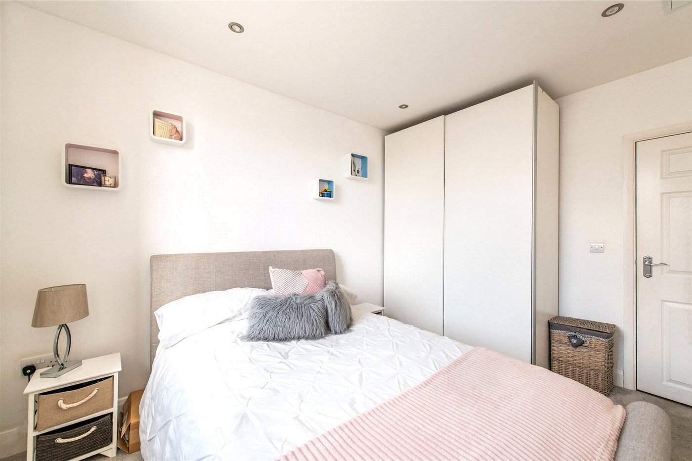 1 bedroom property for sale in Northfleet | Robinson Michael & Jackson