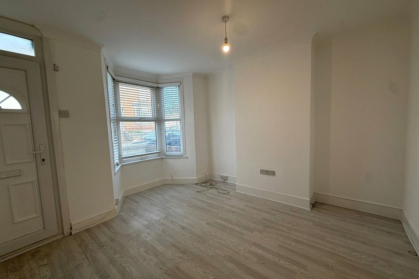 2 bedroom house for sale in Northfleet | Robinson Michael & Jackson