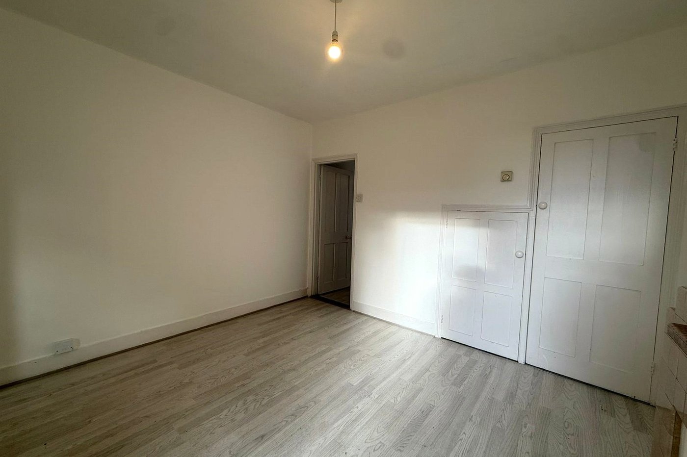 2 bedroom house for sale in Northfleet | Robinson Michael & Jackson