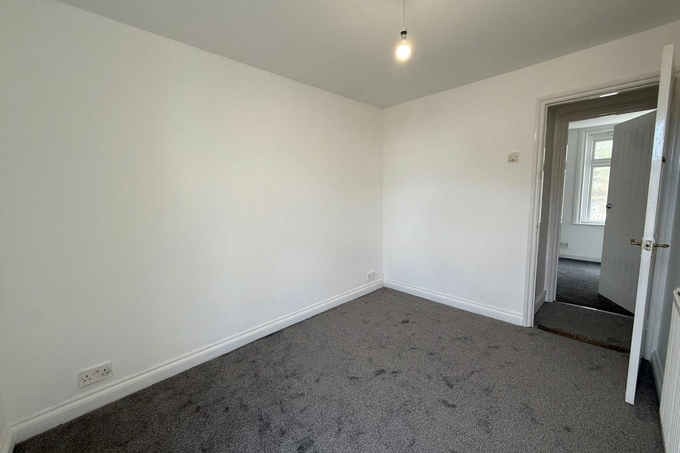 2 bedroom house for sale in Northfleet | Robinson Michael & Jackson