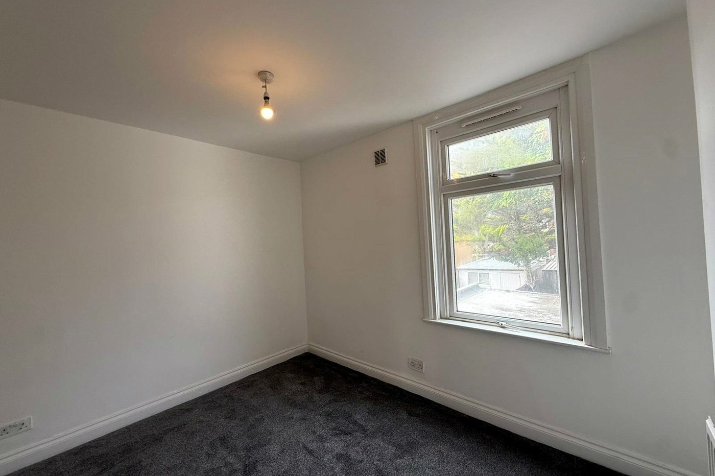 2 bedroom house for sale in Northfleet | Robinson Michael & Jackson