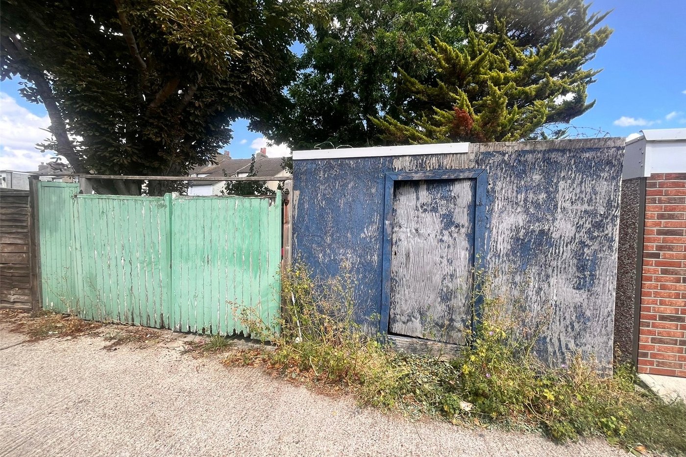 2 bedroom house for sale in Northfleet | Robinson Michael & Jackson