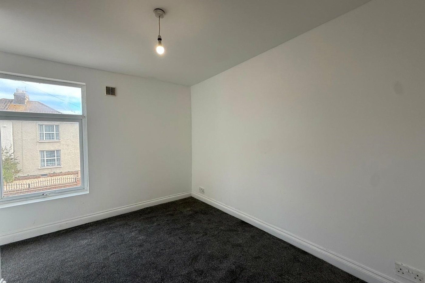 2 bedroom house for sale in Northfleet | Robinson Michael & Jackson