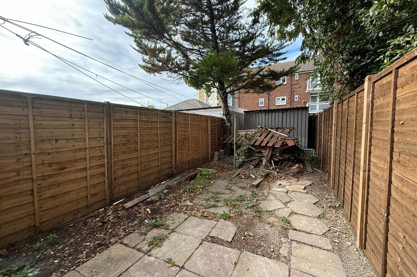 2 bedroom house for sale in Northfleet | Robinson Michael & Jackson