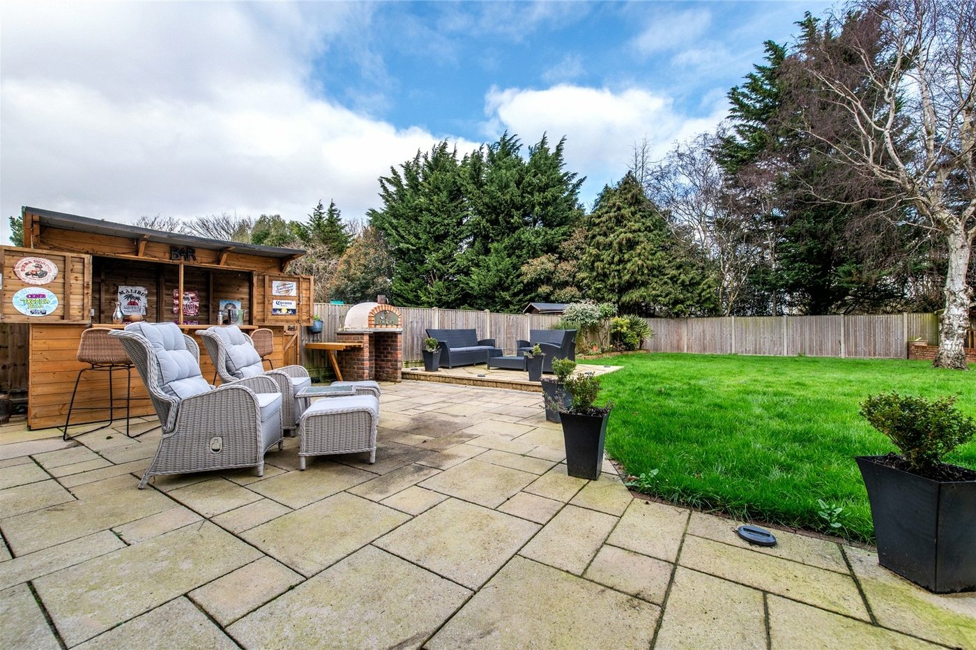 5 bedroom house for sale in Tunstall | Robinson Michael & Jackson