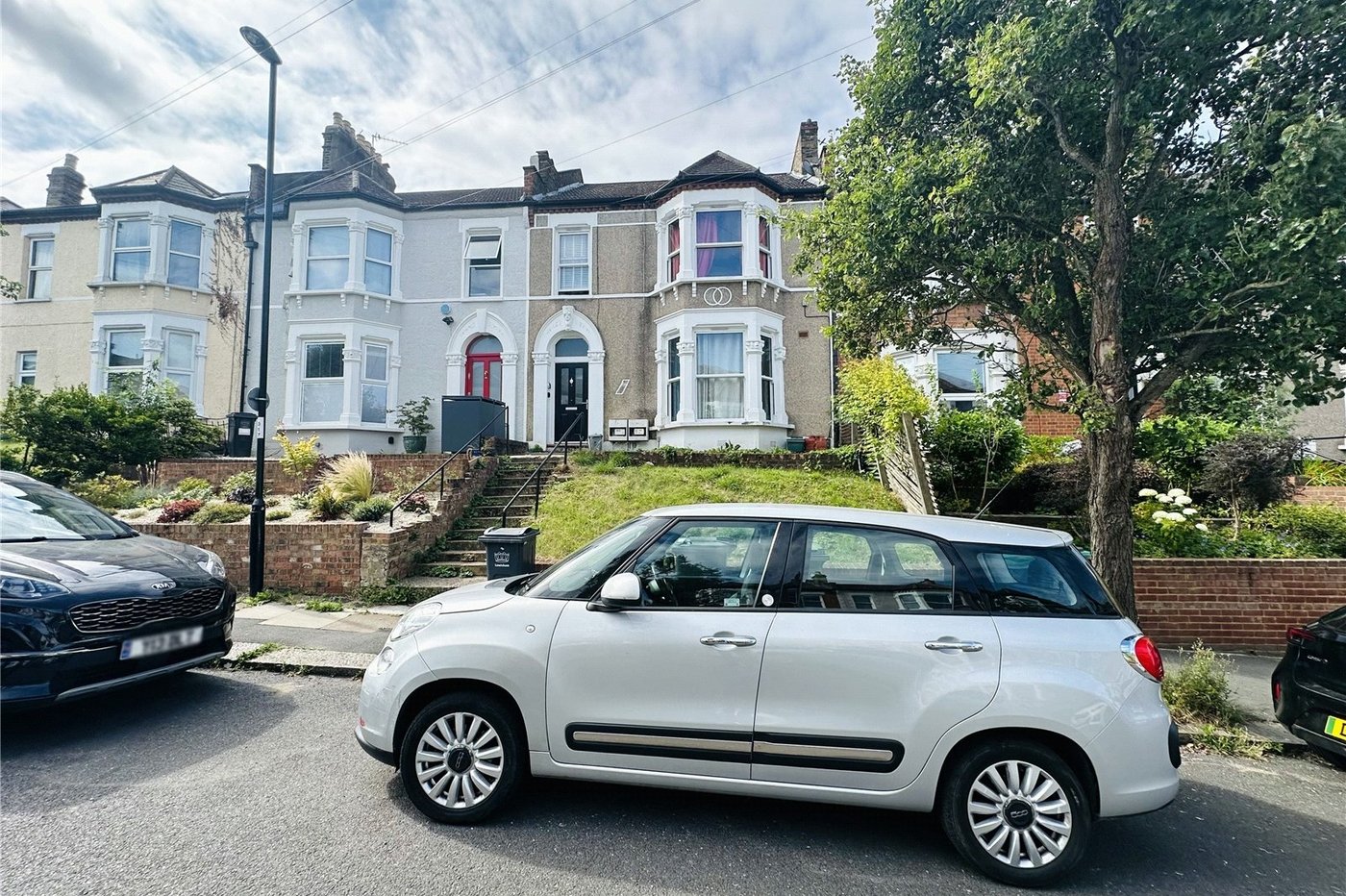 2 bedroom property for sale in Catford | Robinson Jackson