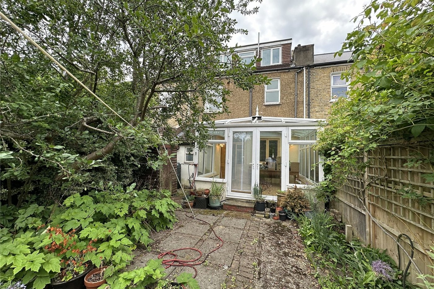 4 bedroom house for sale in London | Robinson Jackson