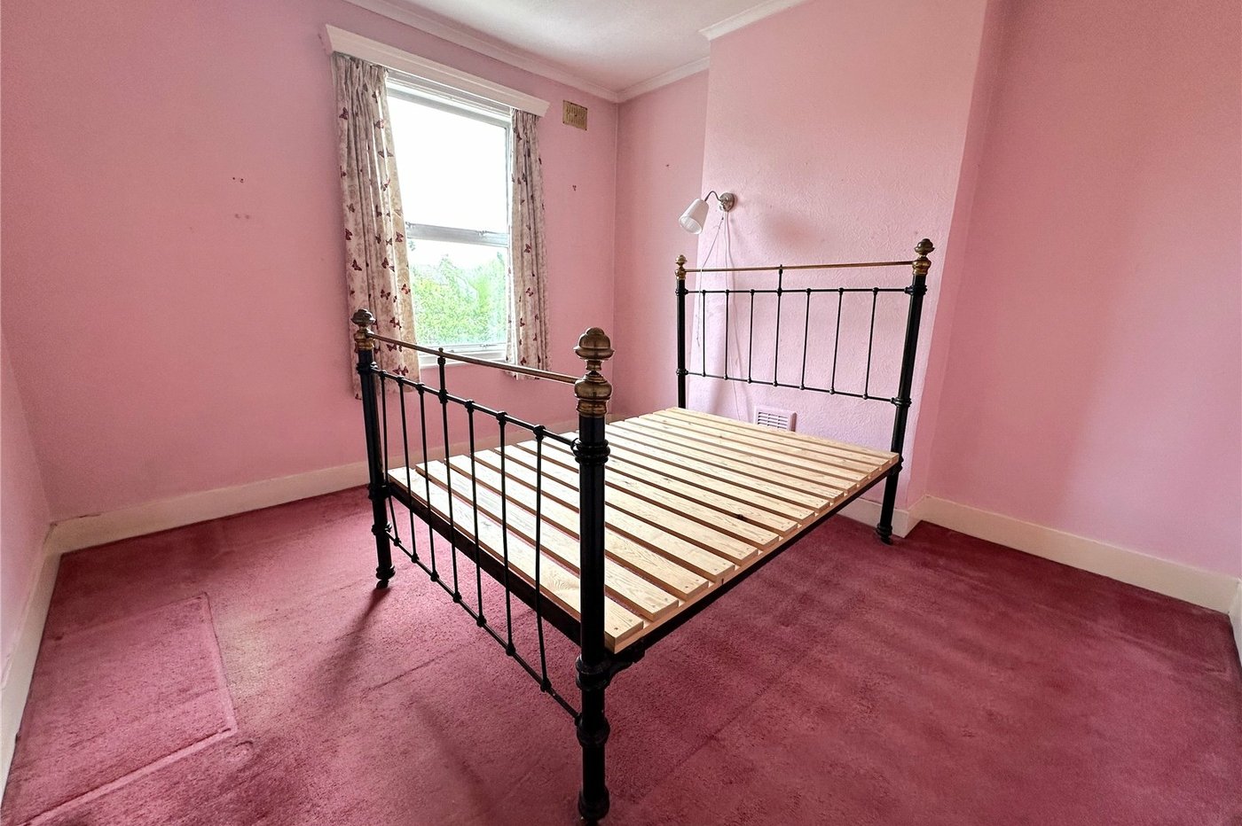 4 bedroom house for sale in London | Robinson Jackson