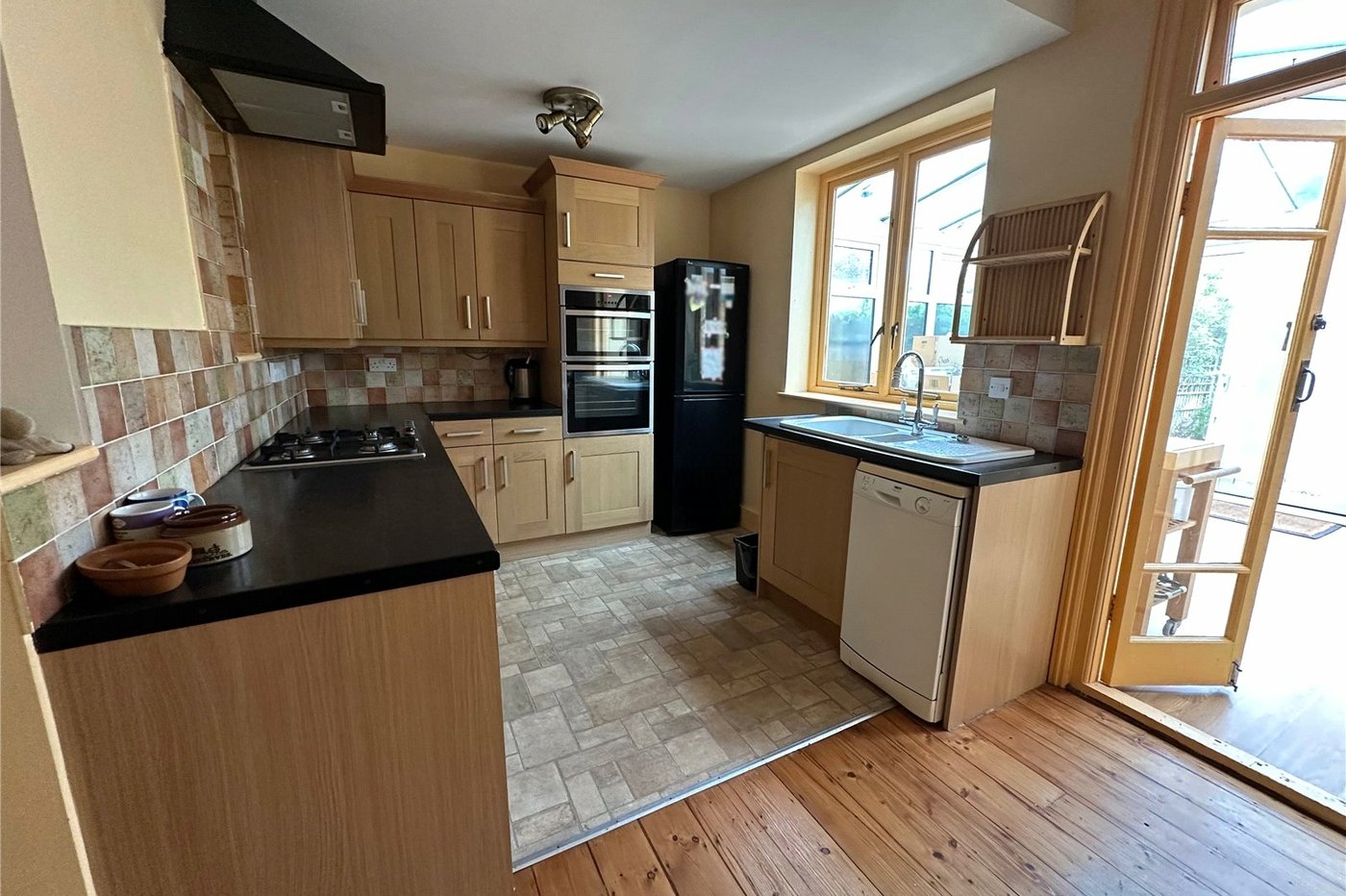 4 bedroom house for sale in London | Robinson Jackson