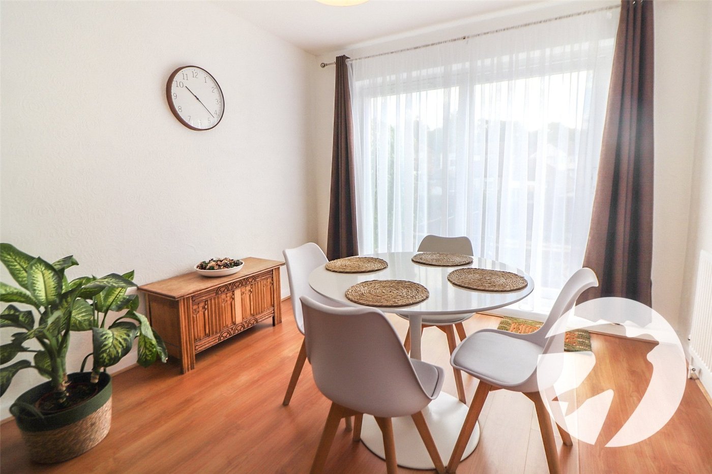2 bedroom bungalow for sale in Bexleyheath | Robinson Jackson