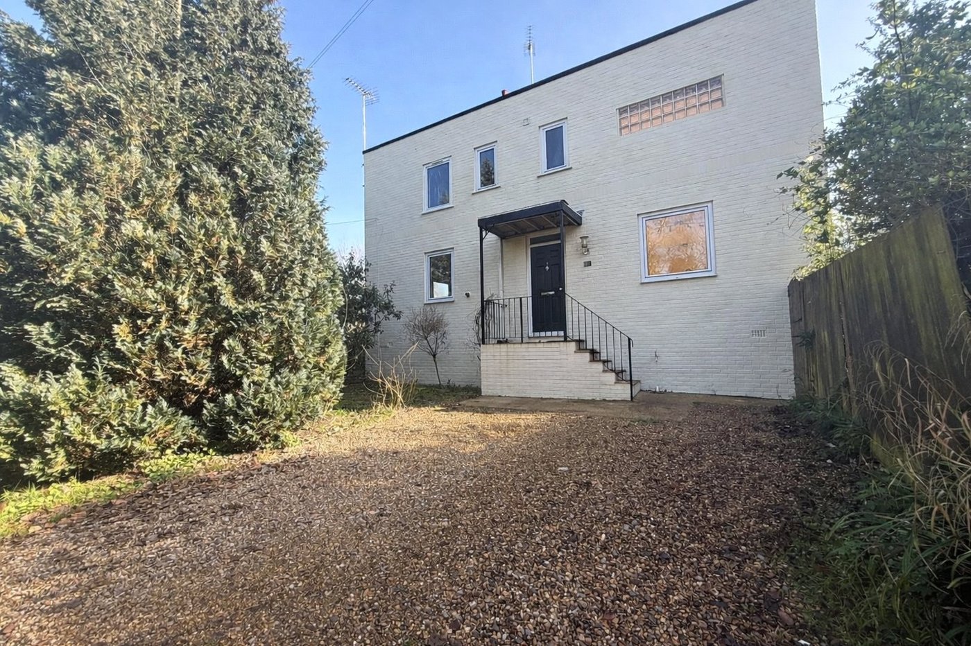 3 bedroom house for sale in Istead Rise | Robinson Michael & Jackson