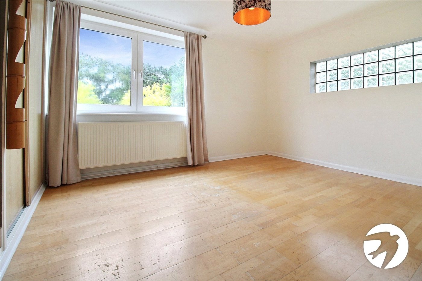 3 bedroom house for sale in Istead Rise | Robinson Michael & Jackson