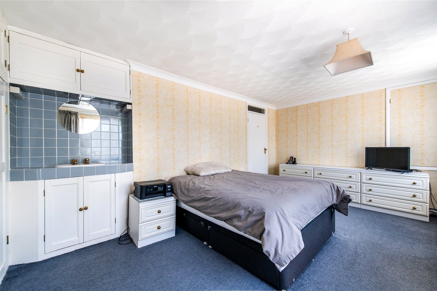 3 bedroom house for sale in Istead Rise | Robinson Michael & Jackson