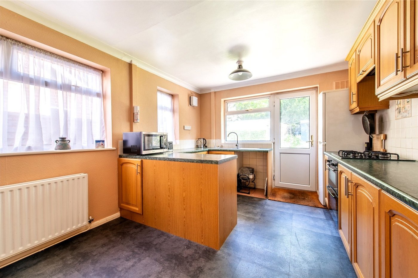 3 bedroom house for sale in Istead Rise | Robinson Michael & Jackson