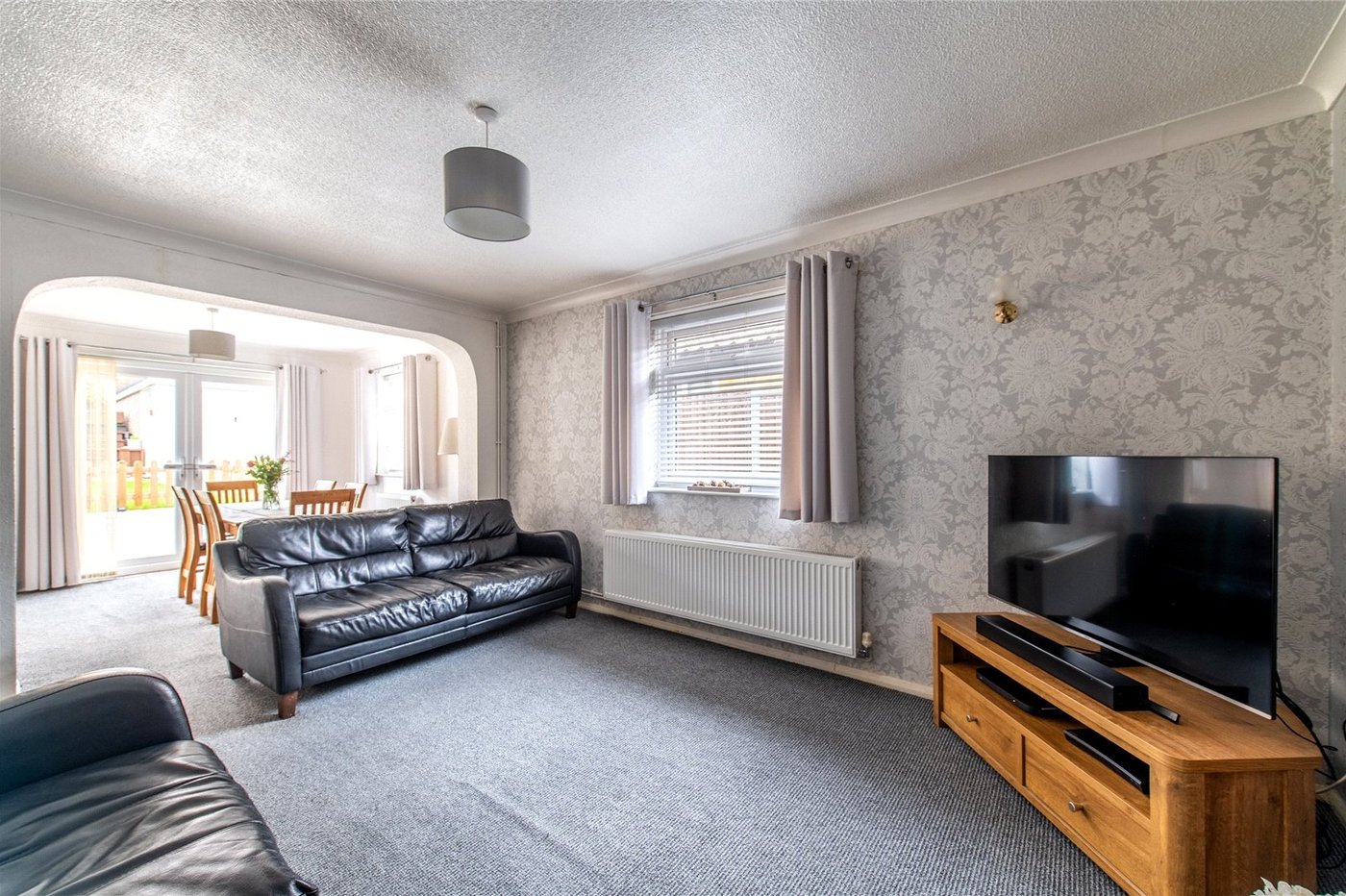 2 bedroom bungalow for sale in Istead Rise | Robinson Michael & Jackson