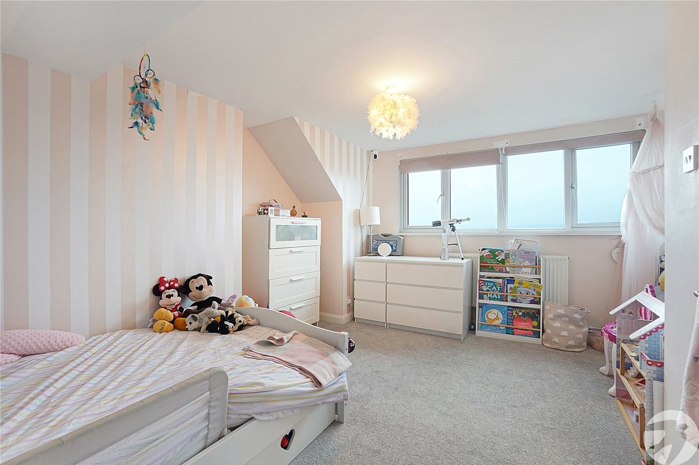 3 bedroom house for sale in Rochester | Robinson Michael & Jackson