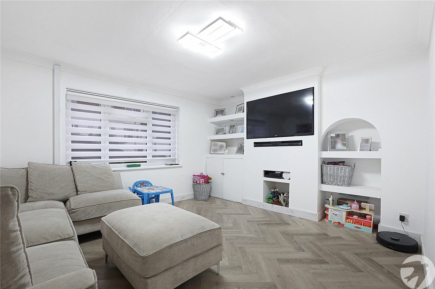 3 bedroom house for sale in Rochester | Robinson Michael & Jackson