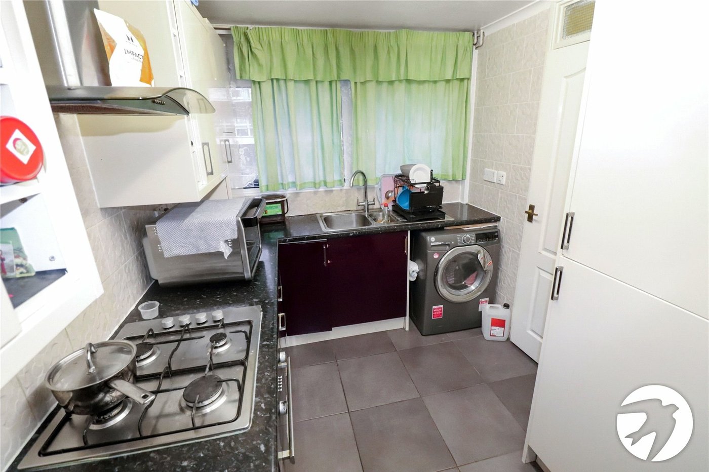 3 bedroom property for sale in Belvedere | Robinson Jackson