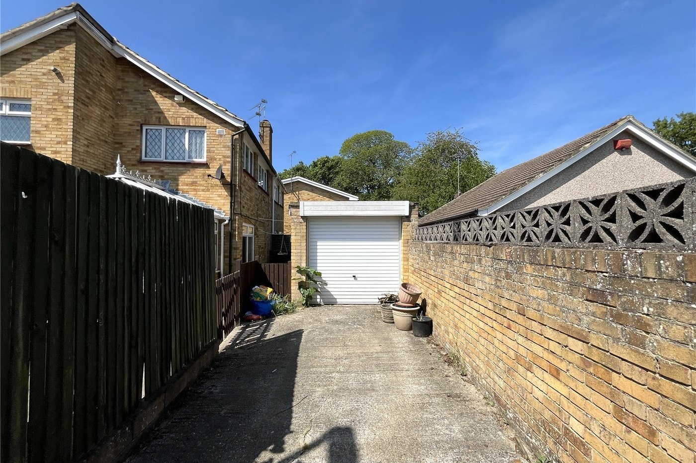 3 bedroom house for sale in Rainham | Robinson Michael & Jackson