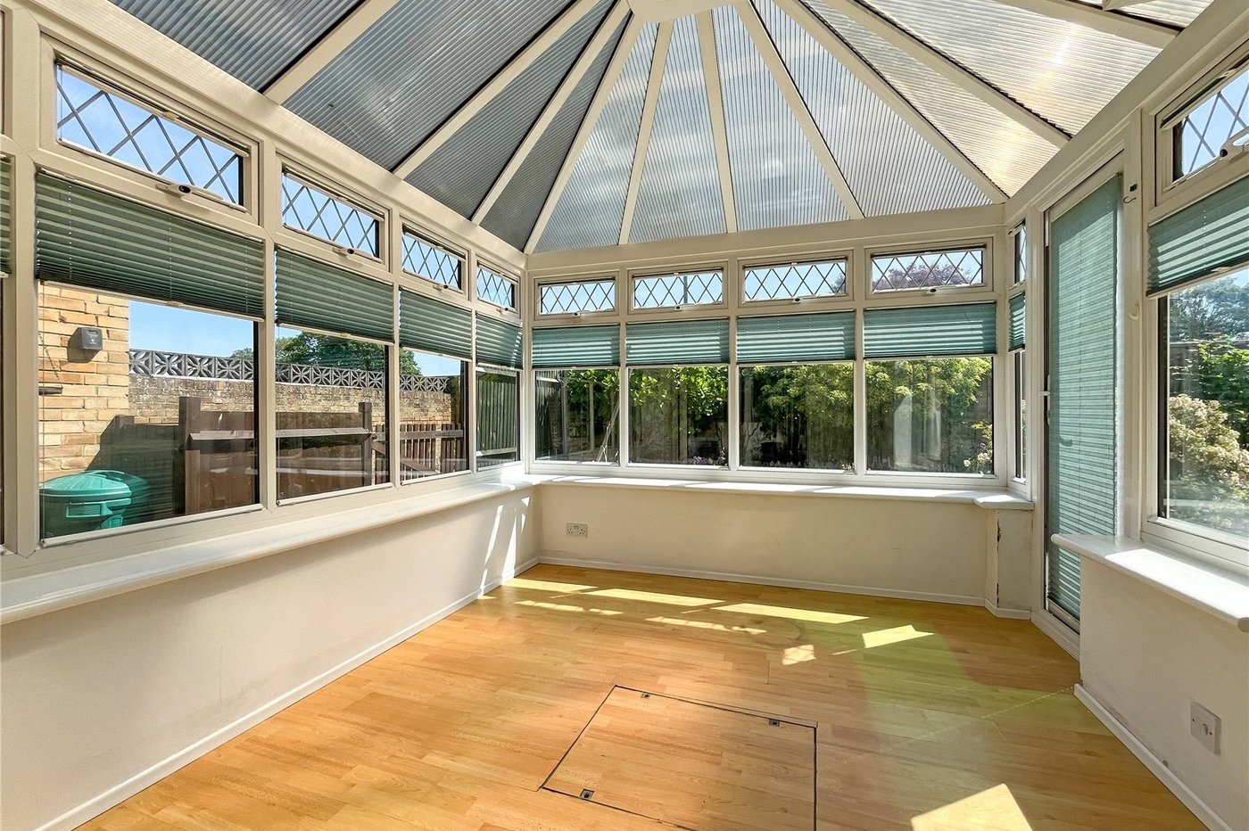 3 bedroom house for sale in Rainham | Robinson Michael & Jackson