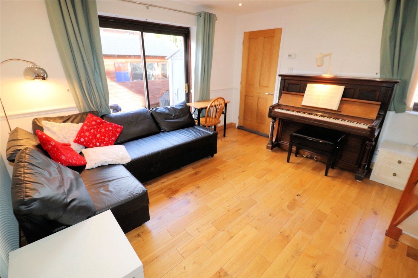 2 bedroom house for sale in Erith | Robinson Jackson