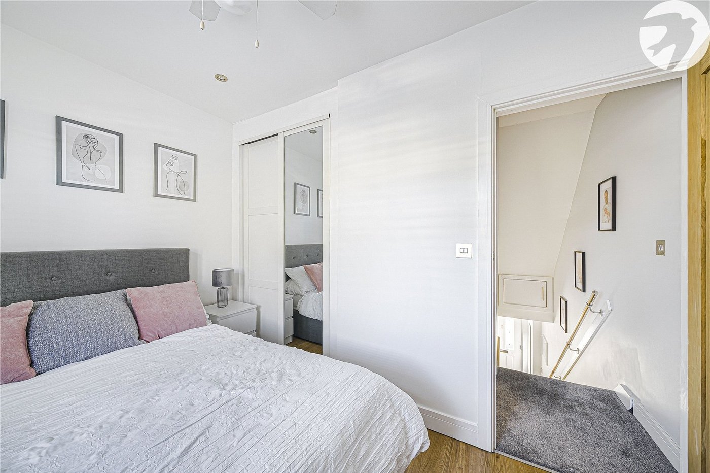 3 bedroom house for sale in Crayford | Robinson Jackson