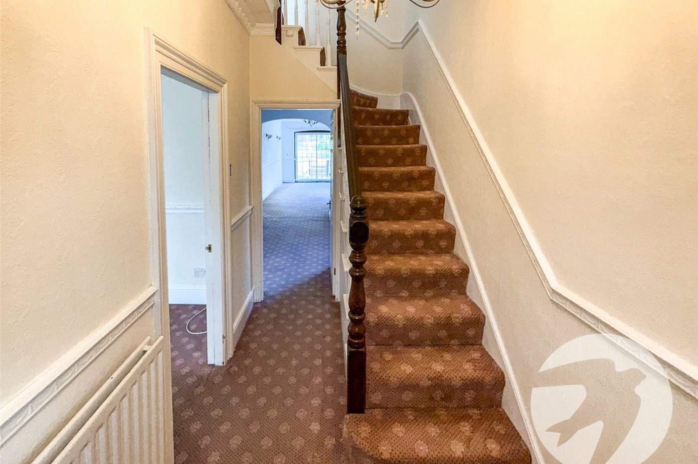 3 bedroom house for sale in London | Robinson Jackson