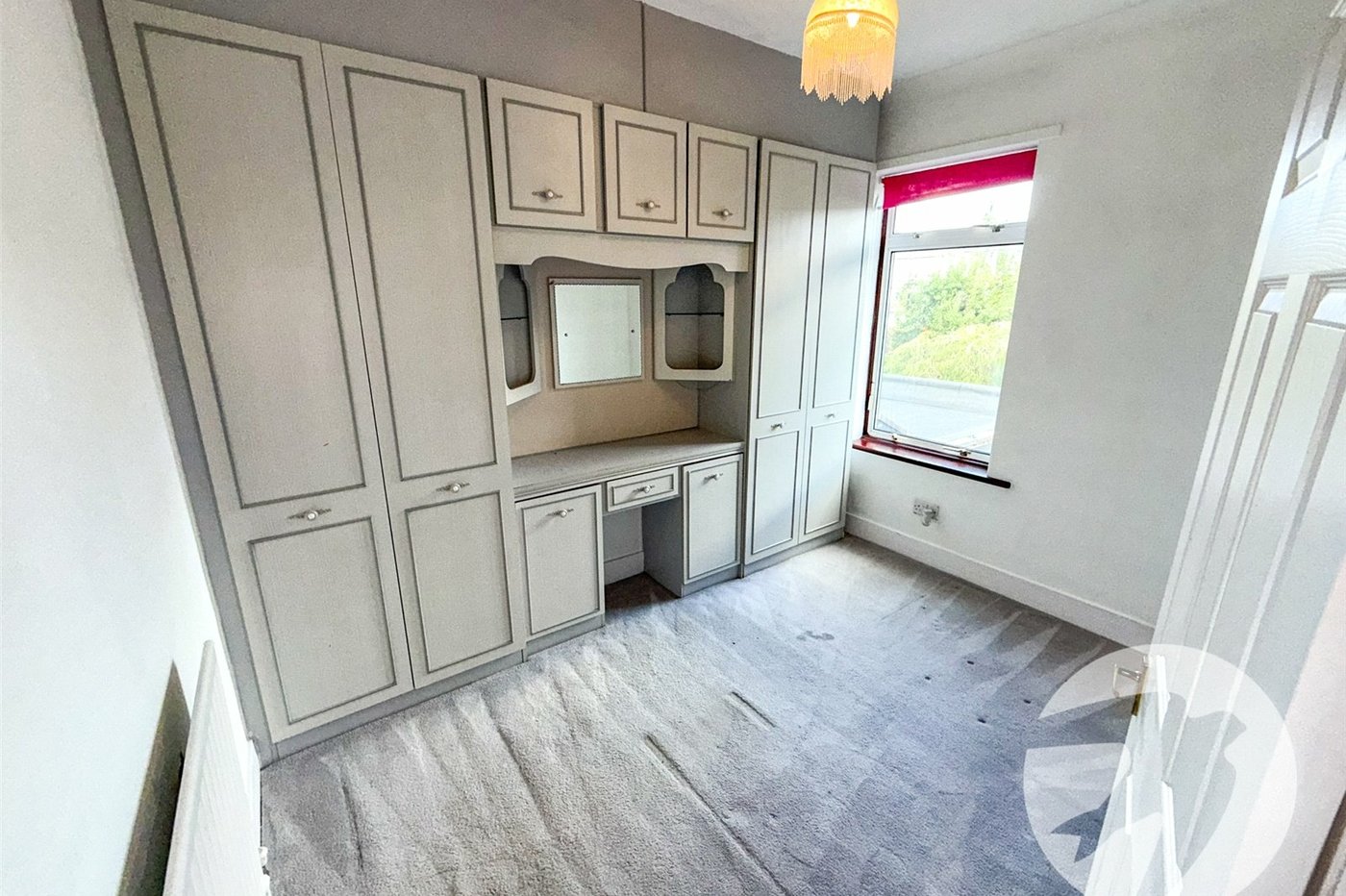 3 bedroom house for sale in London | Robinson Jackson