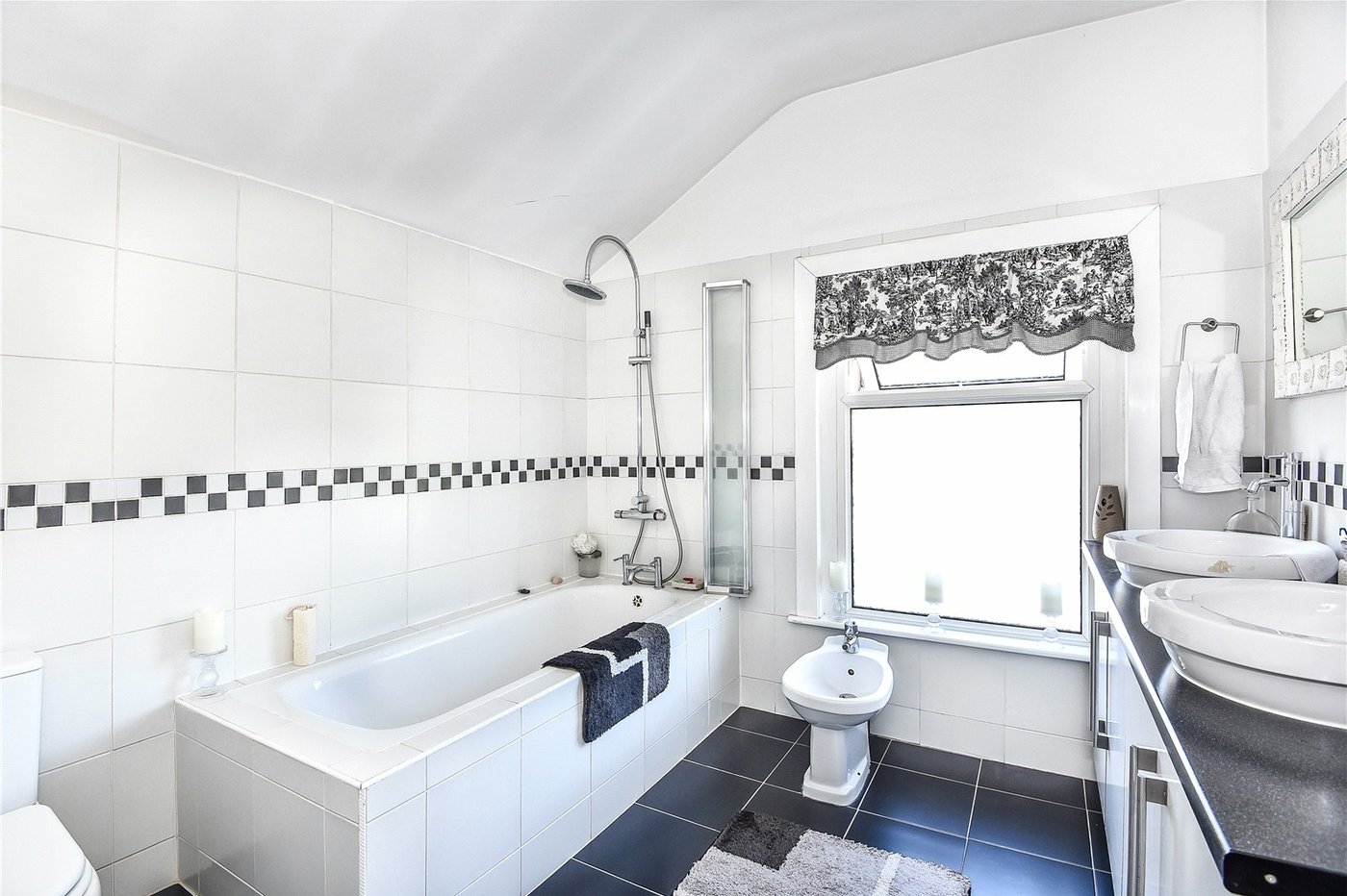 2 bedroom house for sale in  | Robinson Jackson